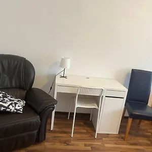 2 1min Messe Apartment