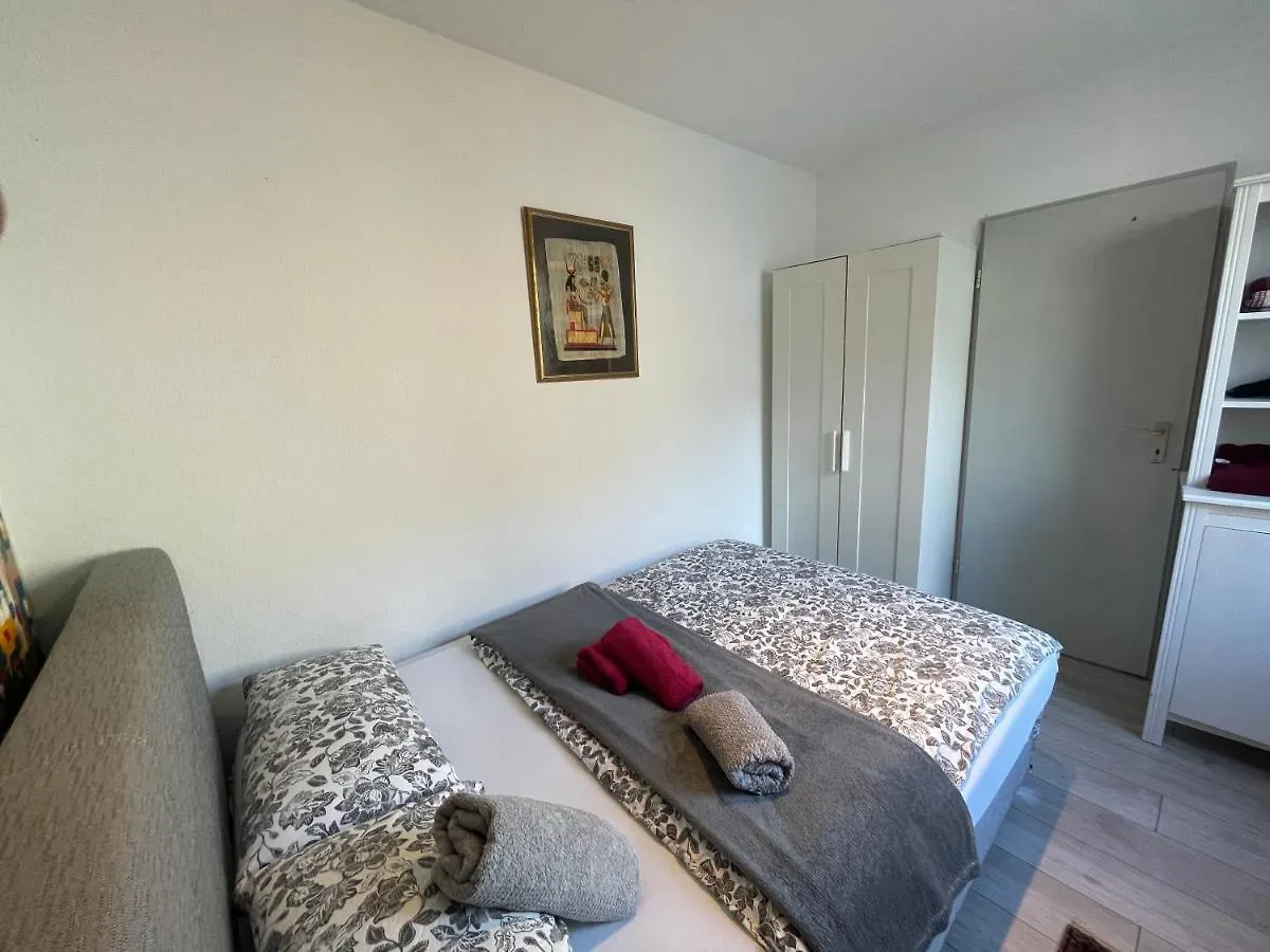 Sonne Apartment Cologne Germany